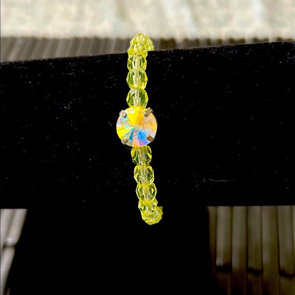 Sabika New Elegant Yellow Beaded & opulent bead, Bracelet - Picture 1 of 6